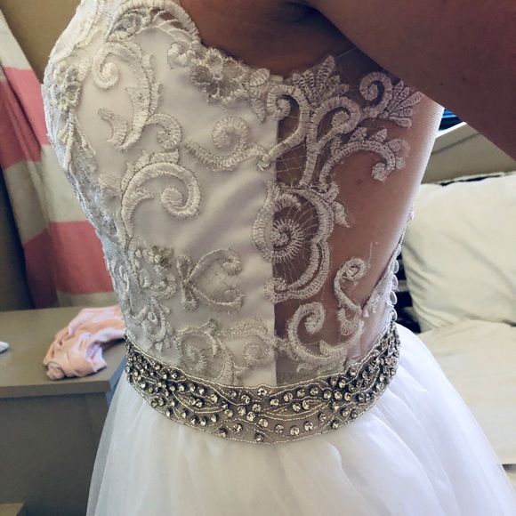 Wedding Dress - Picture 5 of 6